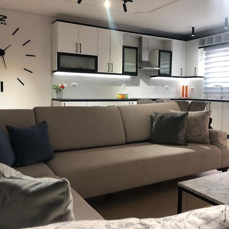 Sea La Vie- Apartment Sarandë 外观 照片