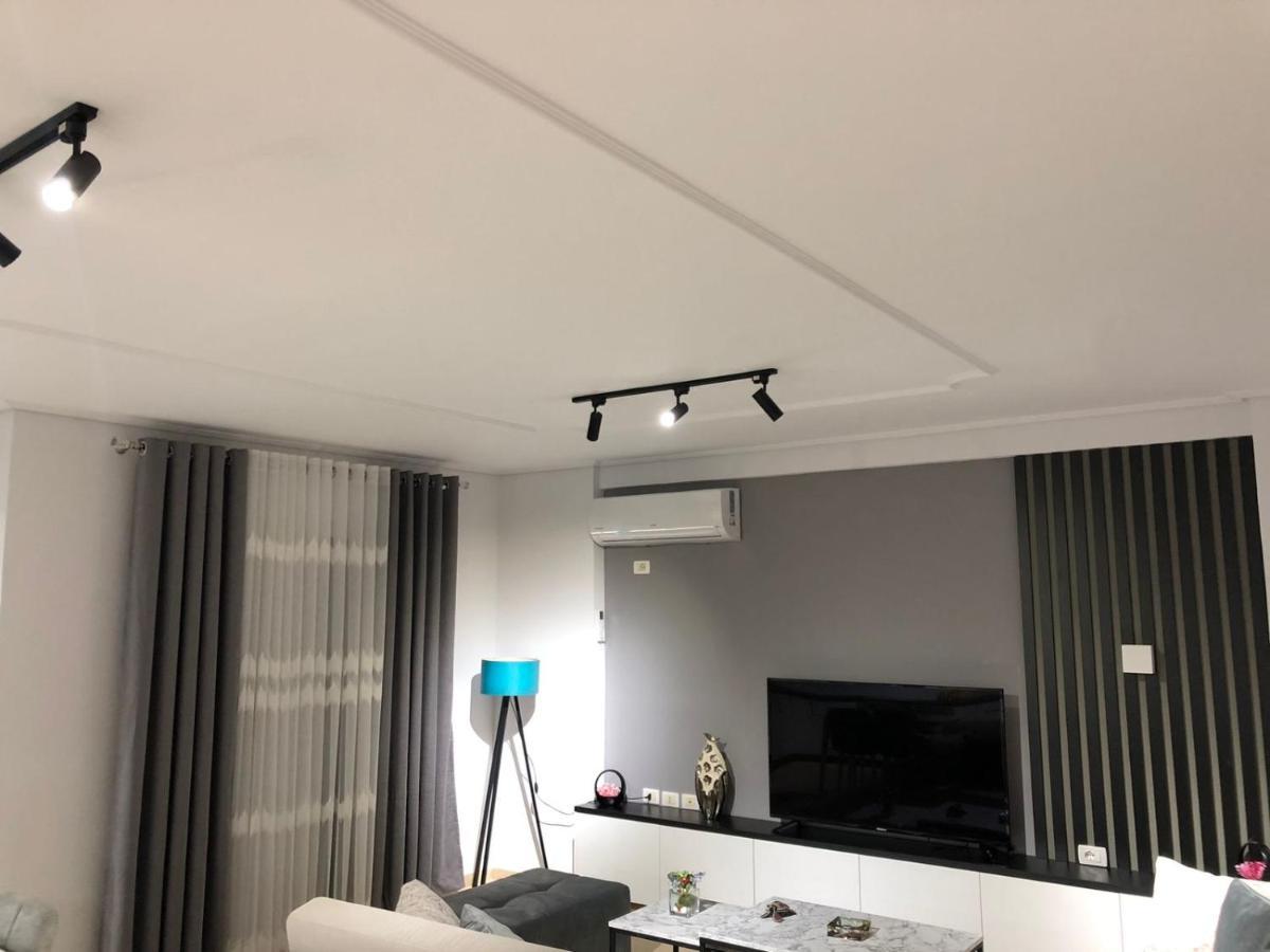 Sea La Vie- Apartment Sarandë 外观 照片